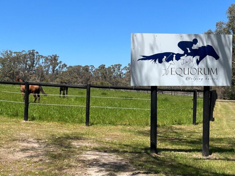 Gate sign